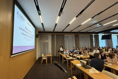 2_Group-during-meeting-scaled